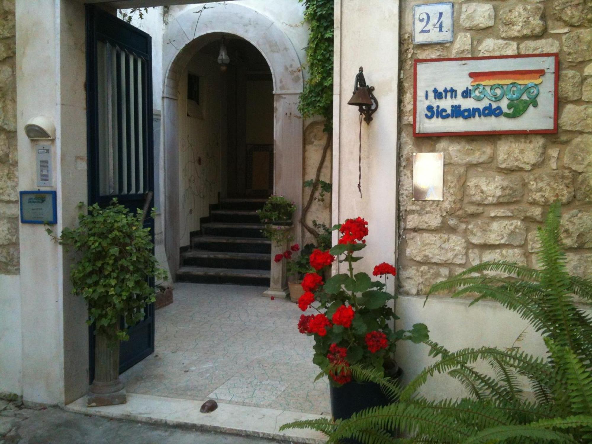 I Tetti Di Siciliando Bed and Breakfast Modica Eksteriør billede