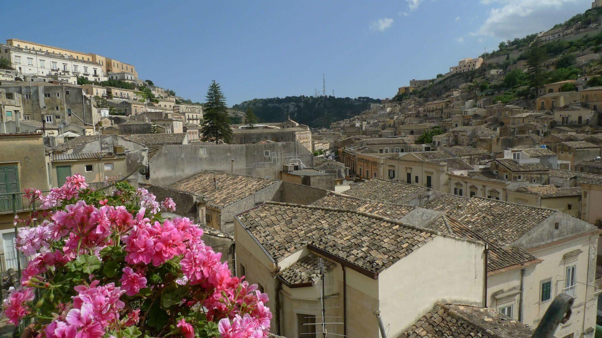 I Tetti Di Siciliando Bed and Breakfast Modica Eksteriør billede